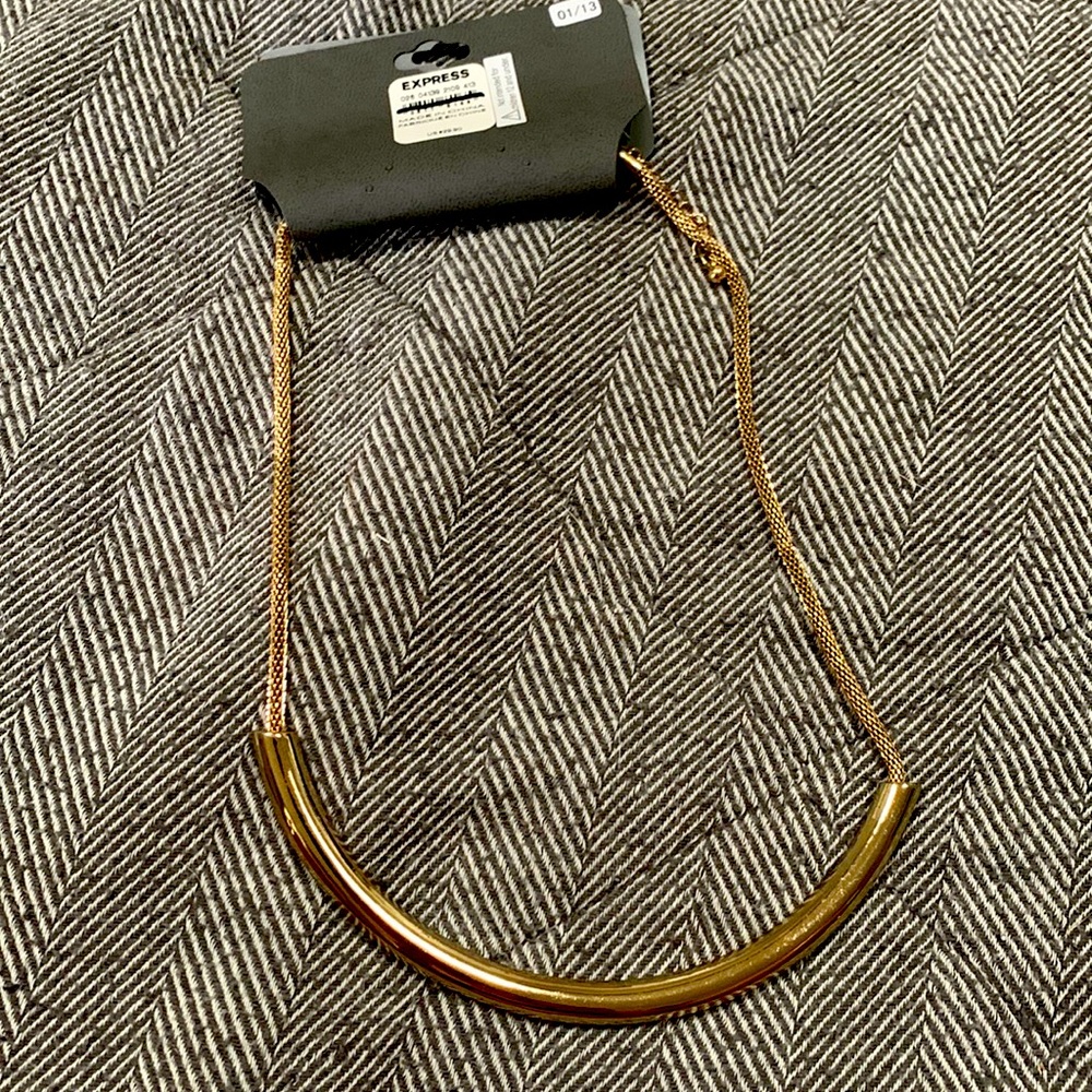 Express gold necklace